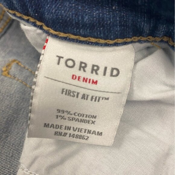 Torrid Dark Blue Distressed Jean Shorts - Picture 5 of 5